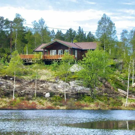 8 Person In Bjelland