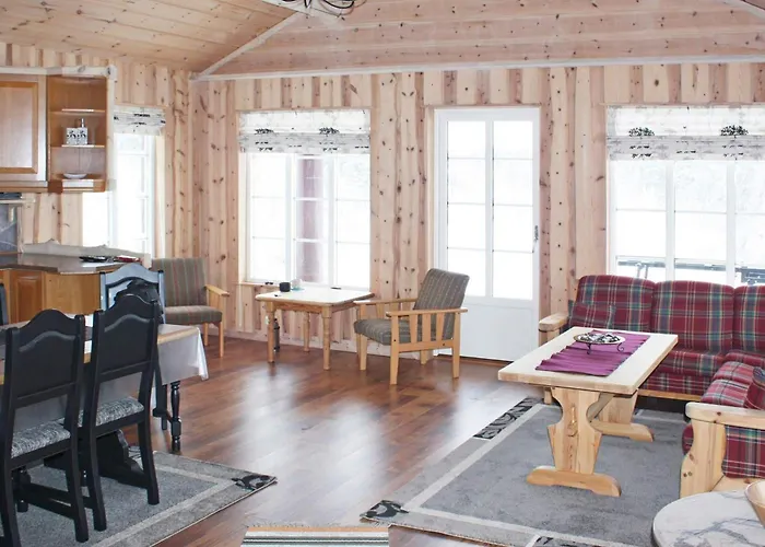 8 Person In Bjelland-by Traum